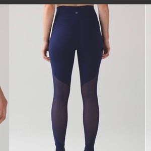 Lulu lemon hot like Agni navy blue leggings